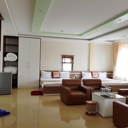 Ruby Hotel Vinh Yen Buitenkant foto