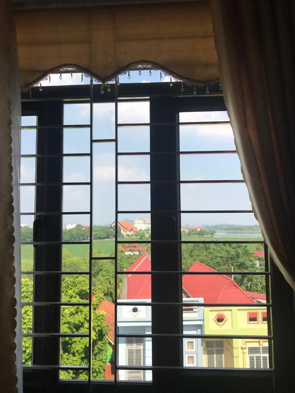 Ruby Hotel Vinh Yen Buitenkant foto