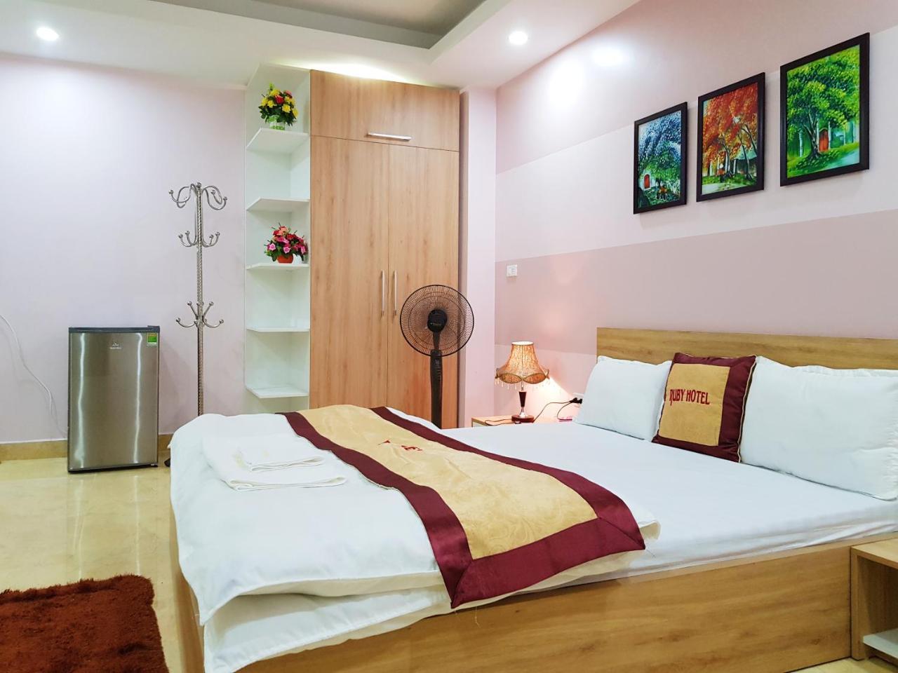 Ruby Hotel Vinh Yen Buitenkant foto