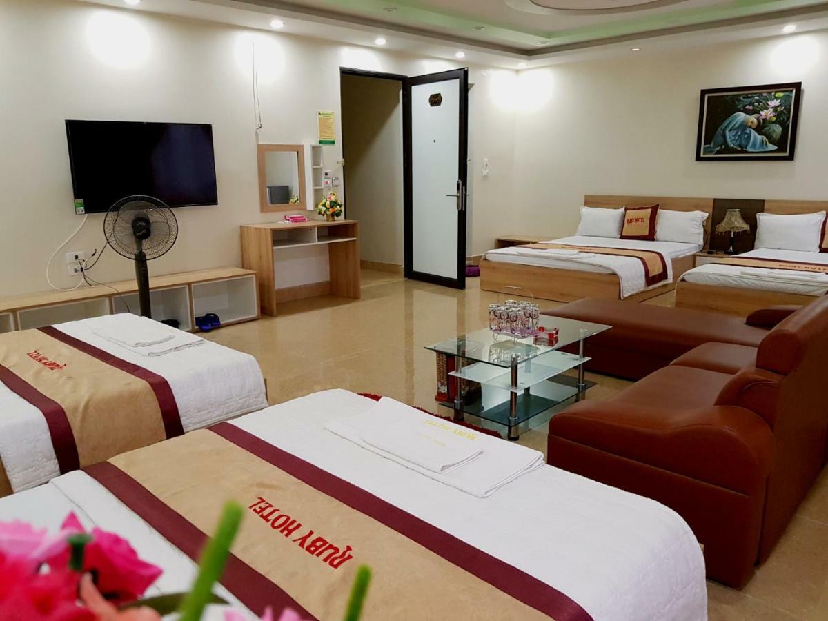Ruby Hotel Vinh Yen Buitenkant foto